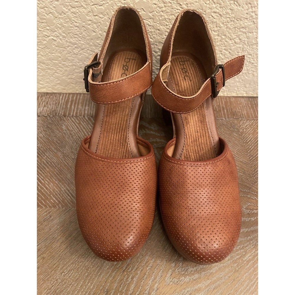b.o.c. Gia Comfort Wedge Sandals Womens Tan Size 9